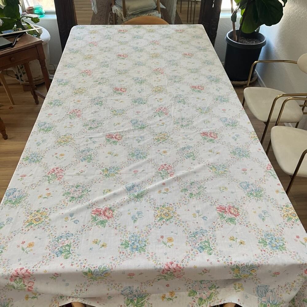 Vintage Lady Pepperell Rose Floral Full Size Flat Sheet